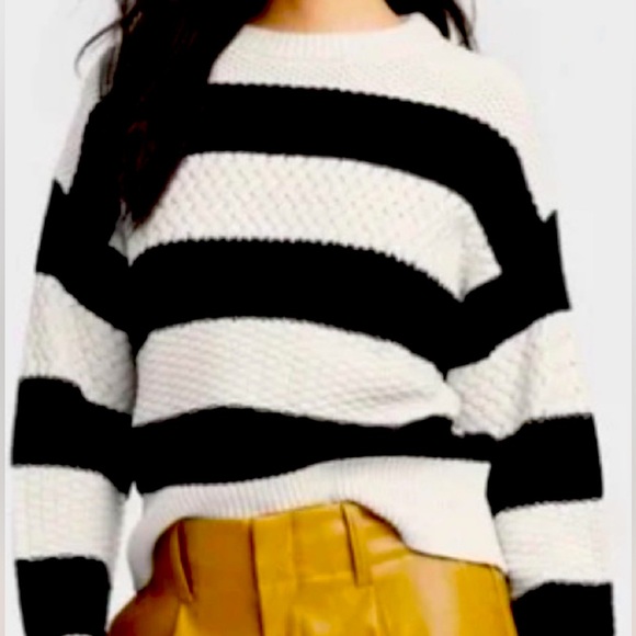 NWT CREAM AND BLACK STRIPED SWEATER - Picture 1 of 3